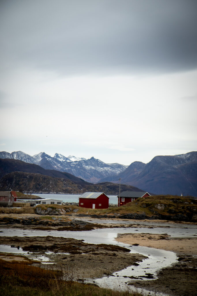 cabanes typiques - série photos de norvège - tromso, réalisée par Anaël Jourdain Photographe Amateur Hauts-de-France